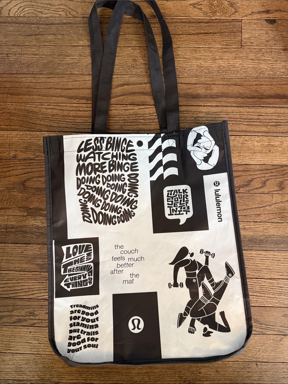 Lululemon brown and white bag